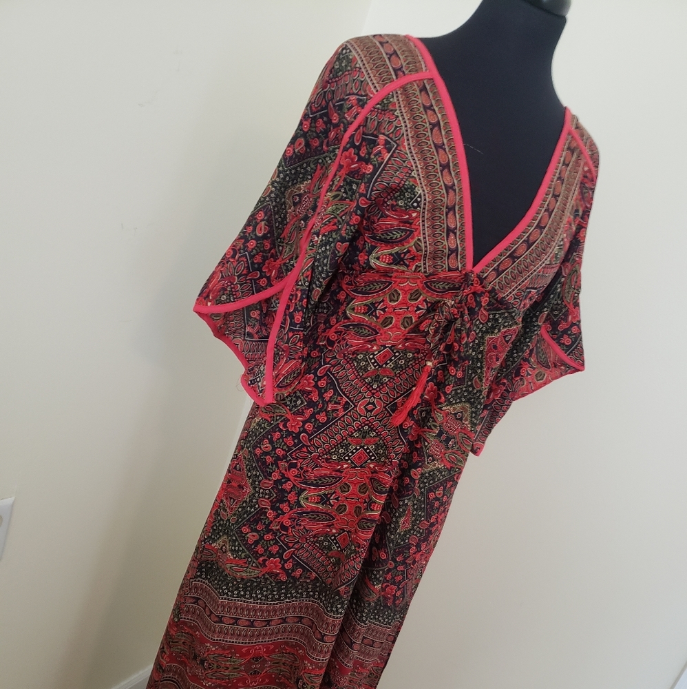 NWT Fashion Nova XS Mutli colored dress